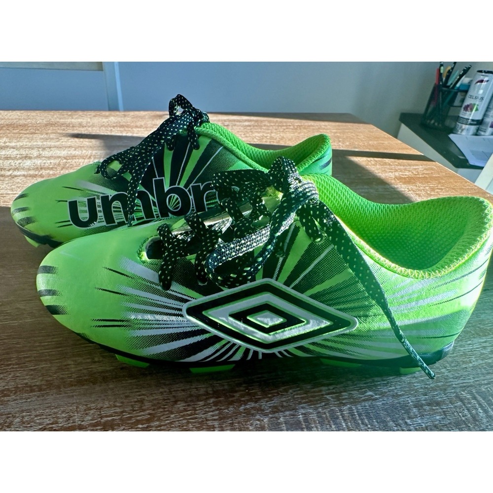 Youth Umbro Arturo Soccerβ Cleats Shoes Lime Green Black Size 11 Kids